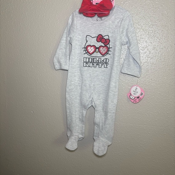 Hello Kitty Baby Girl Onesie & headband 9M - Picture 1 of 7